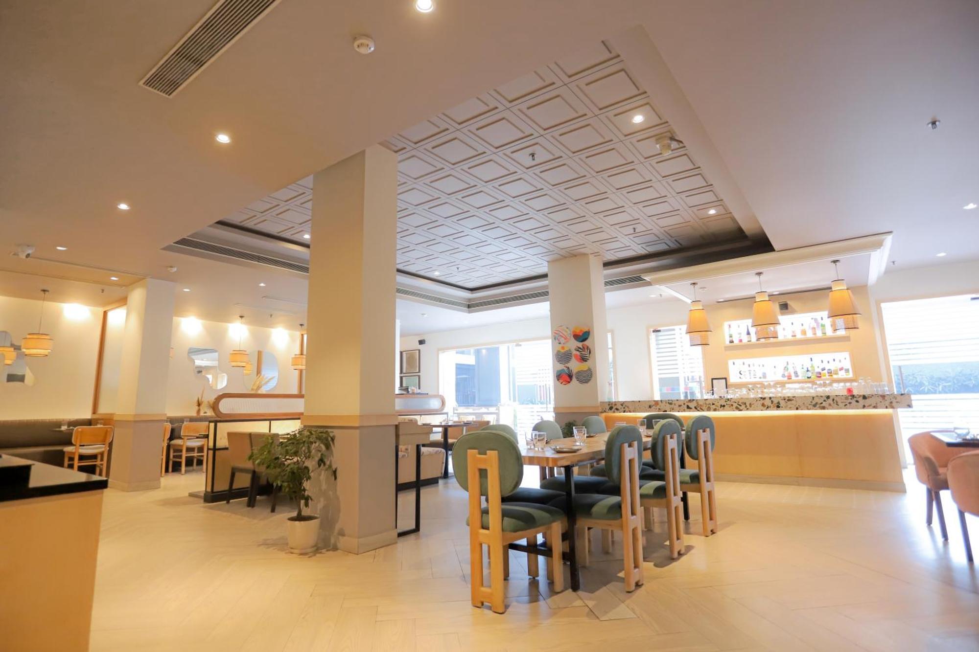 Park Inn By Radisson,South Delhi Neu-Delhi Exterior foto Restaurant